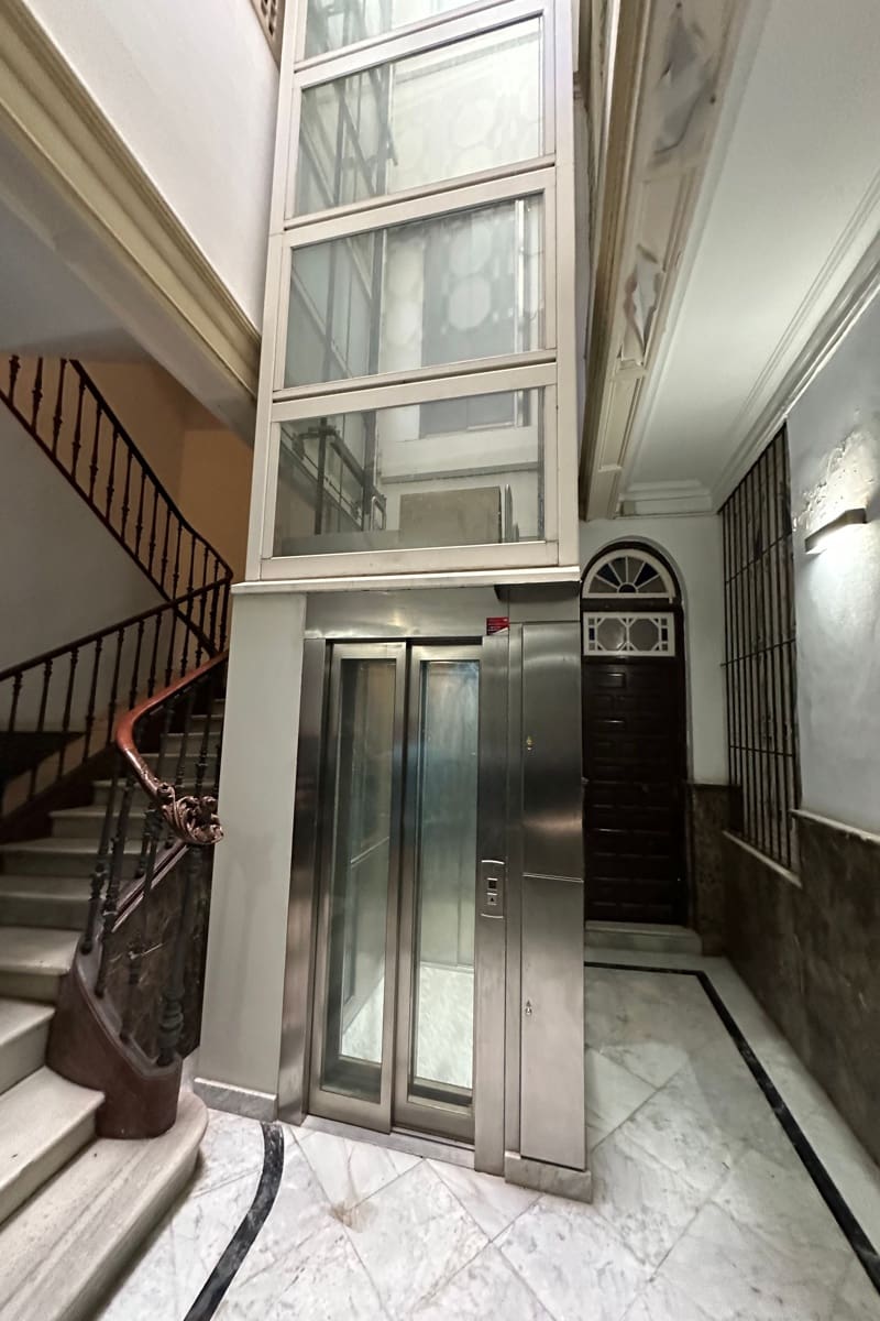 3 slaapkamer Appartement te koop in Malaga stad - € 1.500.000 (Ref: 9383996)