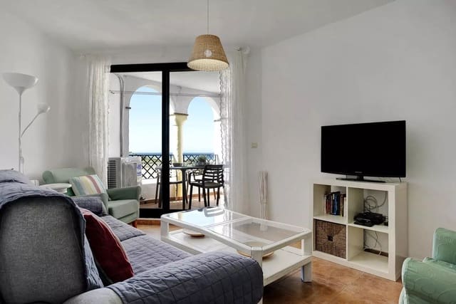 2 bedroom Apartment for sale in Tarifa with pool - € 400,000 (Ref: 9386560)