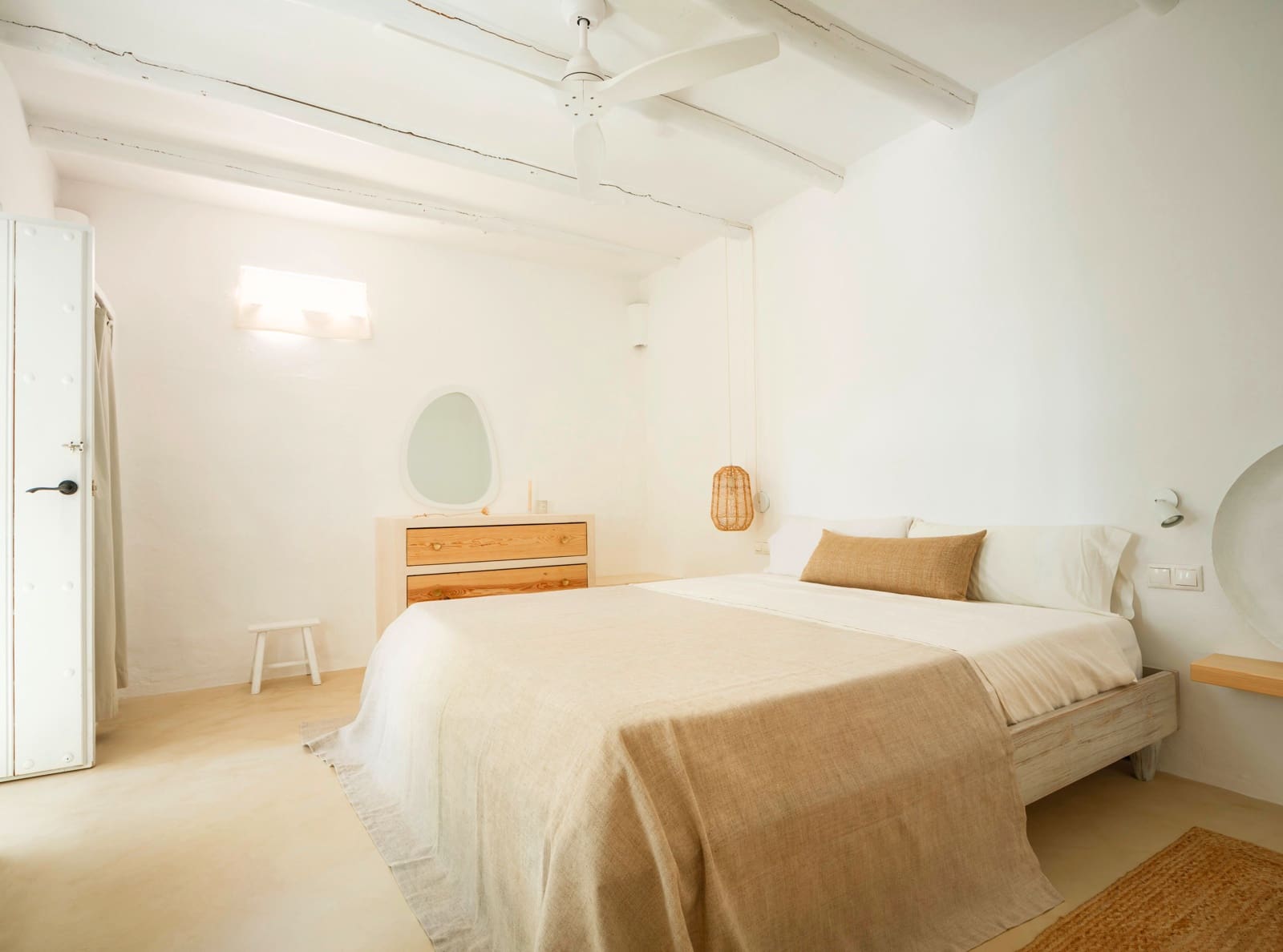 4 bedroom Finca/Country House for sale in Antequera - € 598,000 (Ref: 9386561)