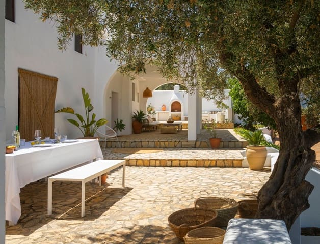 4 soveværelse Finca/Landehus til salg i Antequera - € 598.000 (Ref: 9386561)