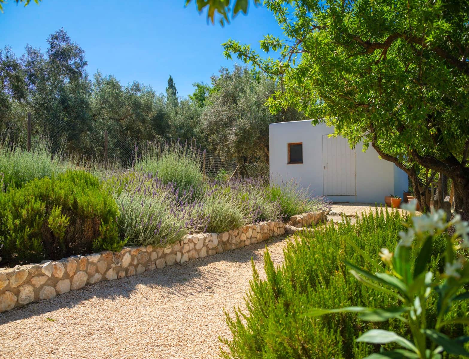 4 bedroom Finca/Country House for sale in Antequera - € 598,000 (Ref: 9386561)