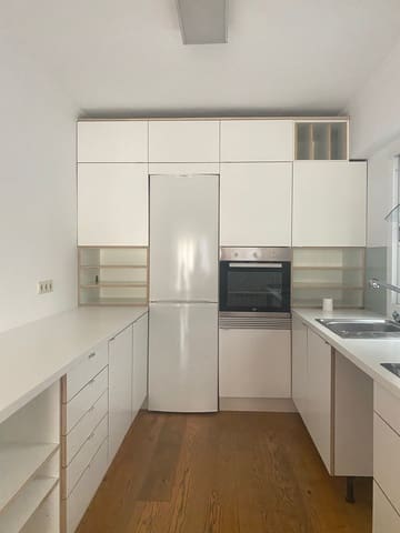 3 soverom Leilighet til leie i Santa Catalina, Palma de Mallorca - € 1 800 (Ref: 9388490)