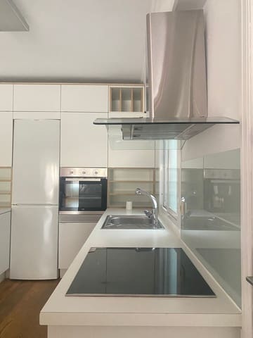 3 soverom Leilighet til leie i Santa Catalina, Palma de Mallorca - € 1 800 (Ref: 9388490)