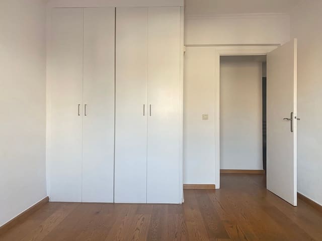 3 soverom Leilighet til leie i Santa Catalina, Palma de Mallorca - € 1 800 (Ref: 9388490)