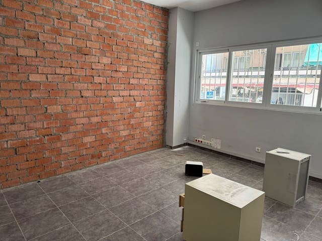 2 soverom Kommersiell til salgs i Zona Puerto Deportivo, Fuengirola - € 220 000 (Ref: 9388710)