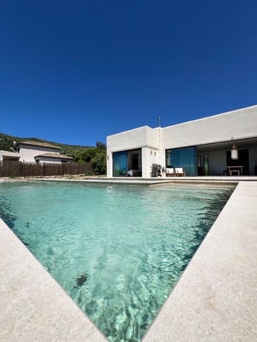 3 soveværelse Villa til salg i Tarifa med swimmingpool - € 1.950.000 (Ref: 9391165)