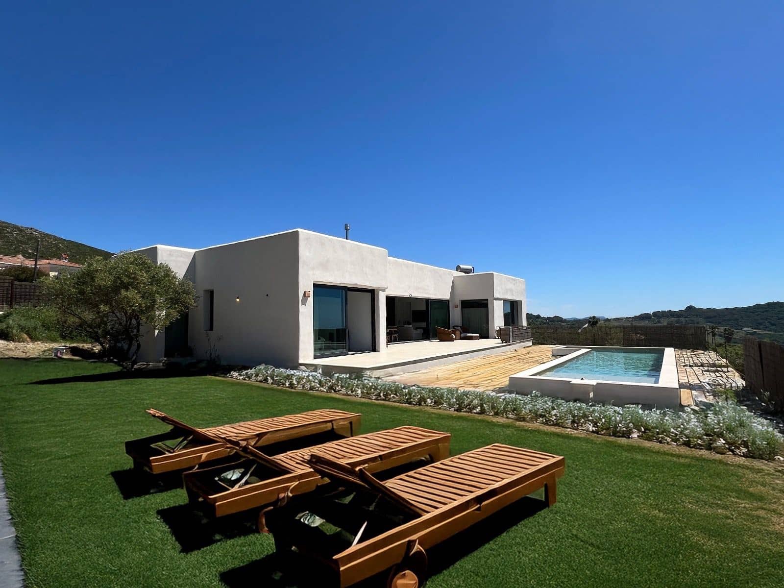 3 soveværelse Villa til salg i Tarifa med swimmingpool - € 1.950.000 (Ref: 9391165)