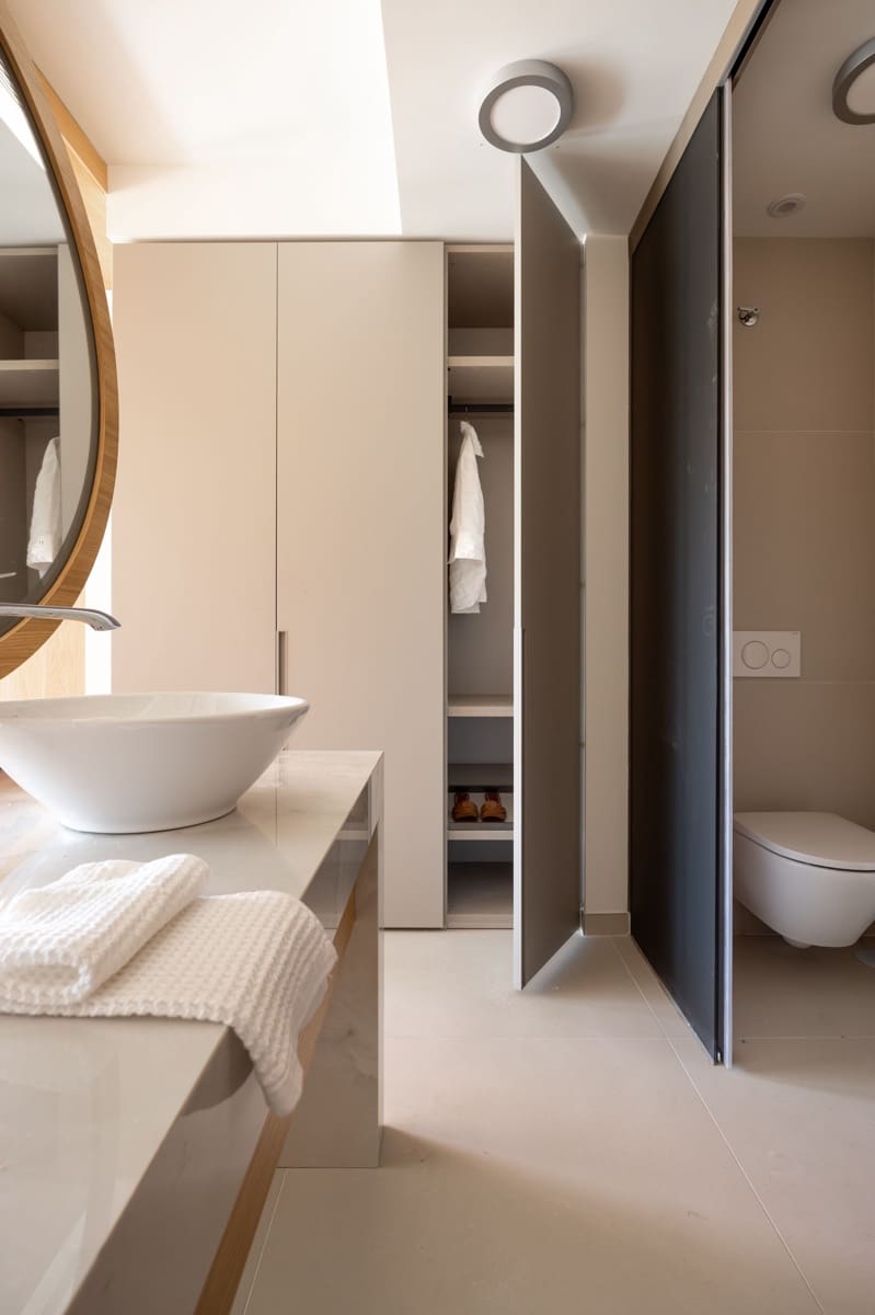 2 bedroom Apartment for sale in Fuengirola with pool - € 782,000 (Ref: 9392048)