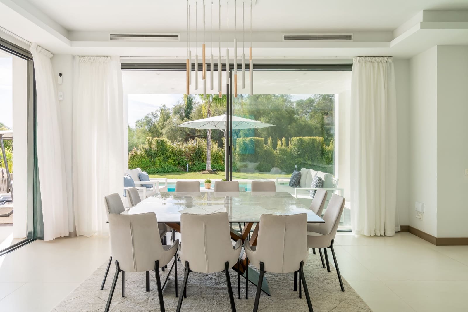 5 makuuhuone Huvila myytävänä paikassa Benahavis mukana uima-altaan - 4 150 000 € (Ref: 9393414)