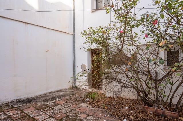 5 soveværelse Byhus til salg i Antequera - € 180.000 (Ref: 9395530)