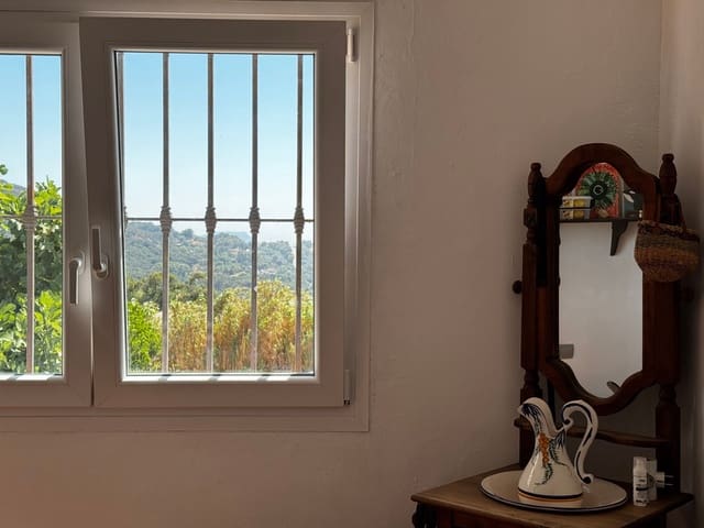 4 bedroom Townhouse for sale in Tarifa - € 625,000 (Ref: 9396543)