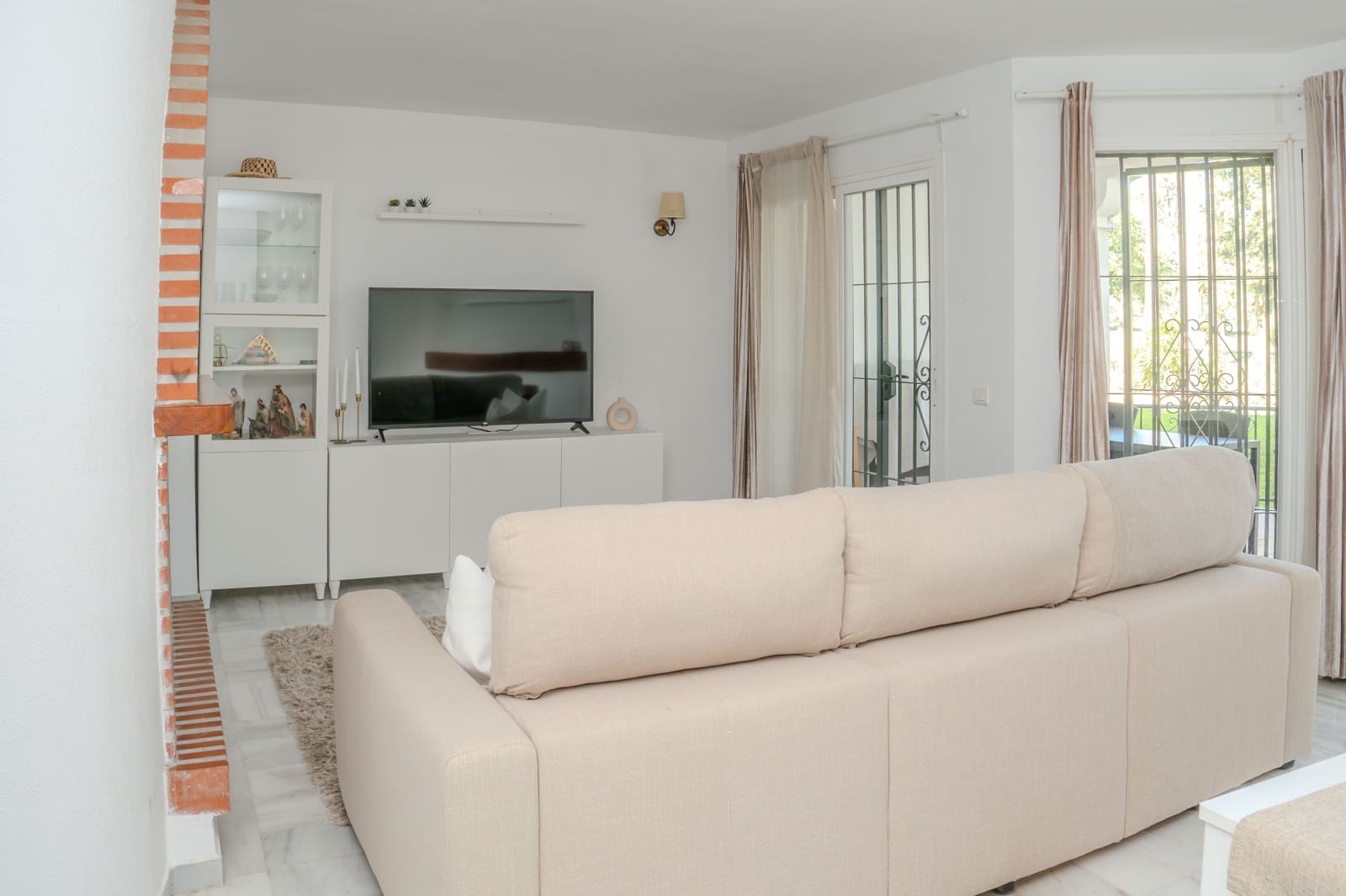 2 Zimmer Apartment zu verkaufen in Mijas Costa mit Pool - 299.000 € (Ref: 9396544)