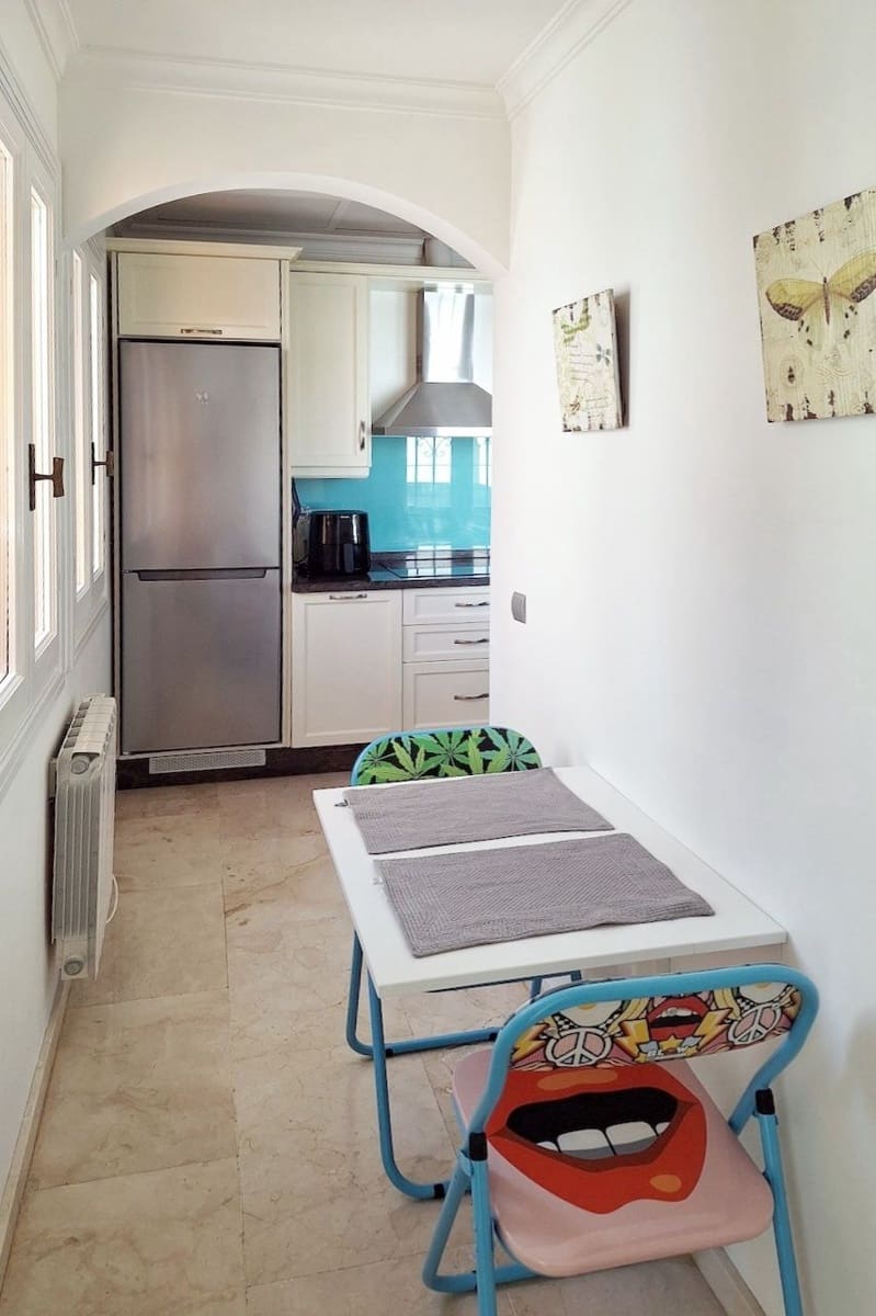 1 soverom Penthouse til salgs i Marbella med svømmebasseng - € 379 000 (Ref: 9396713)