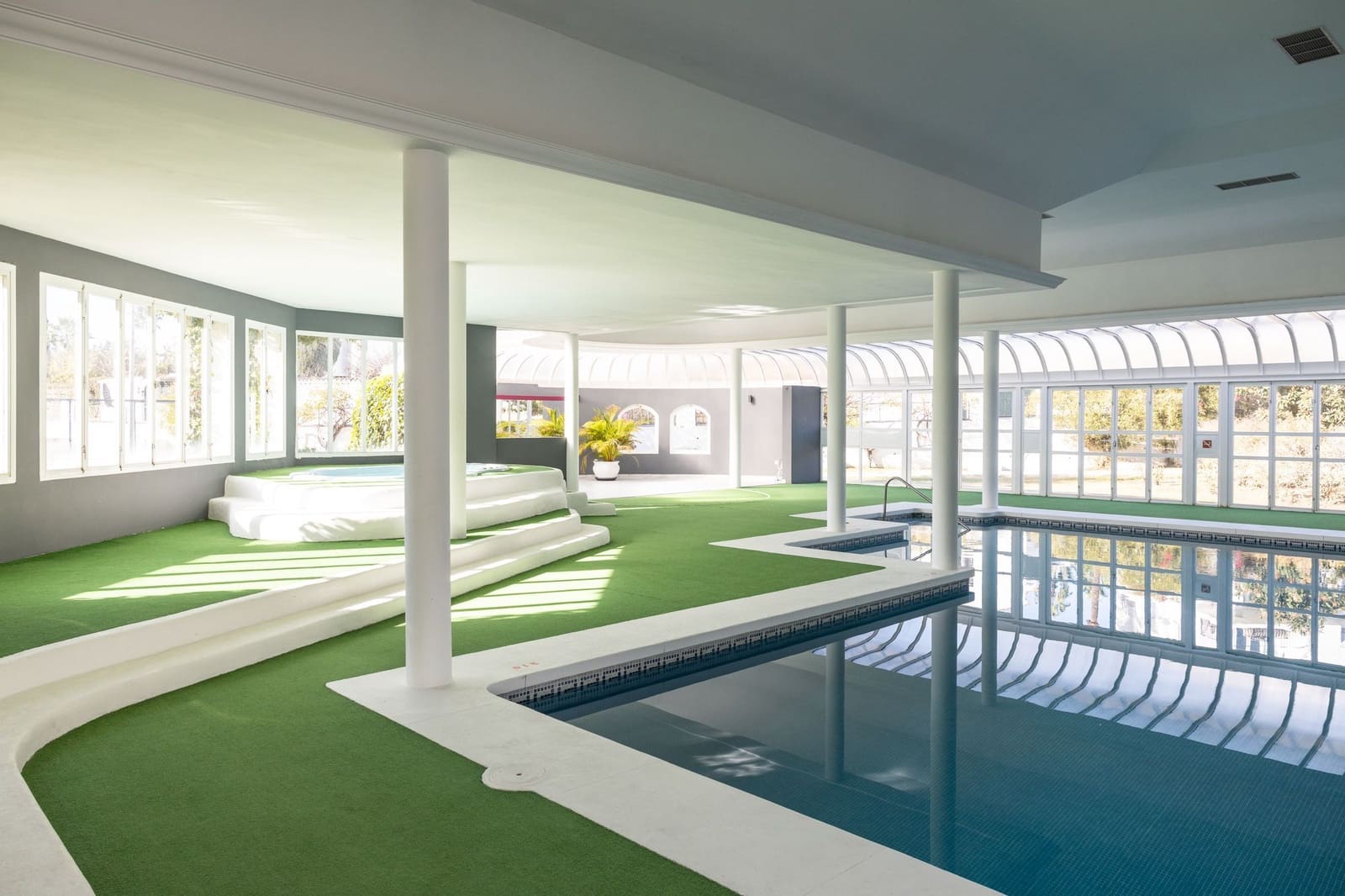 1 soverom Penthouse til salgs i Marbella med svømmebasseng - € 379 000 (Ref: 9396713)