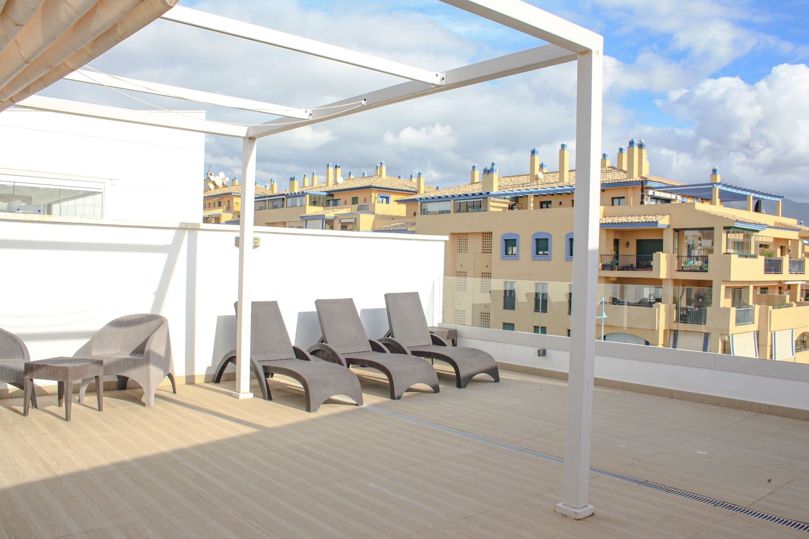 3 quarto Apartamento para venda em San Pedro de Alcantara com piscina - 769 000 € (Ref: 9396714)