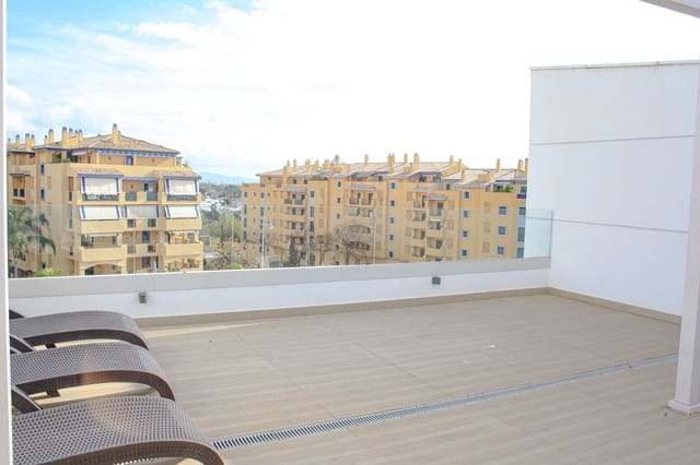 3 quarto Apartamento para venda em Nueva Alcántara, Marbella com piscina - 769 000 € (Ref: 9396714)