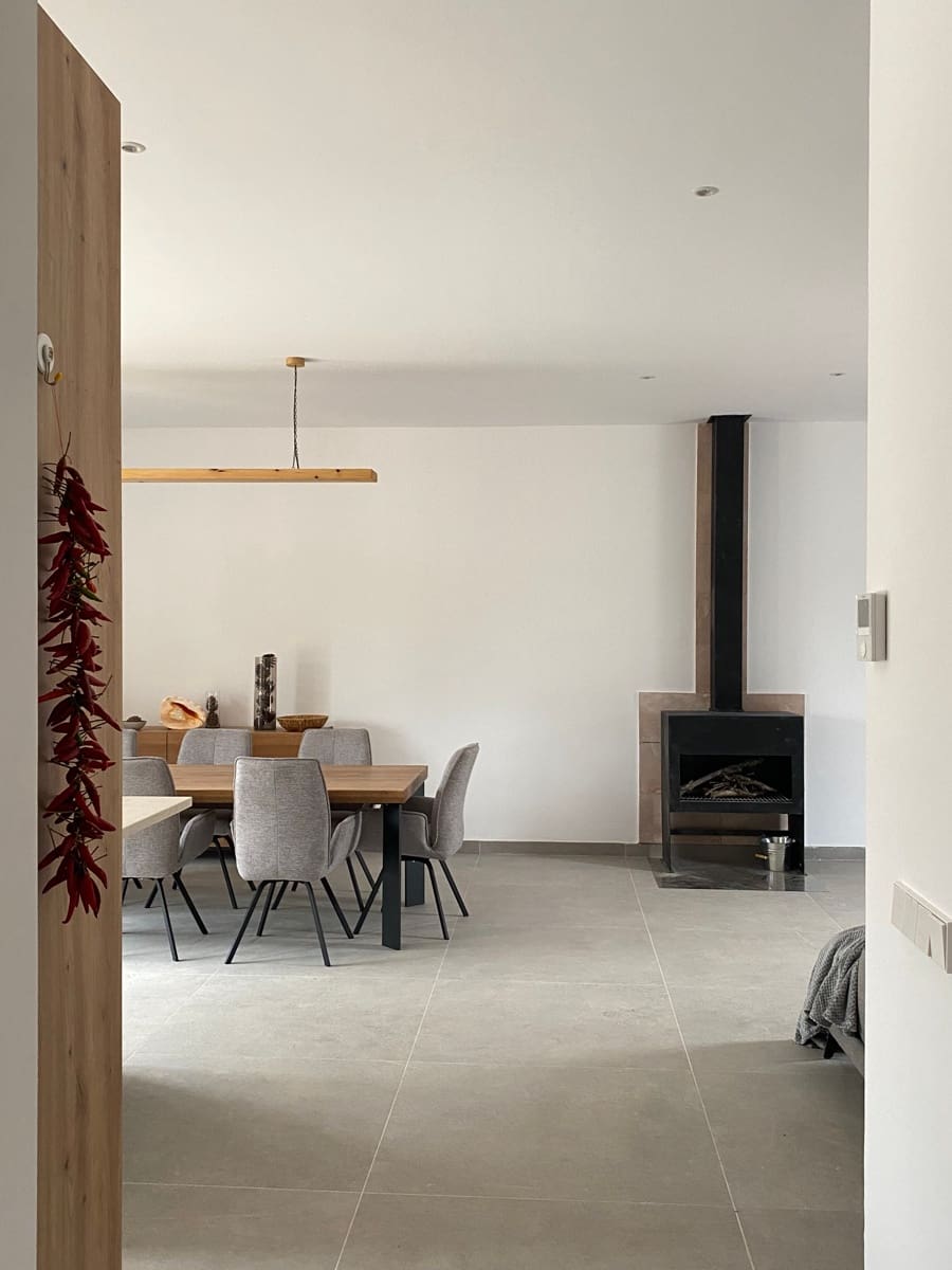 4 bedroom Townhouse for rent in Sencelles with pool - € 3,800 (Ref: 9396887)