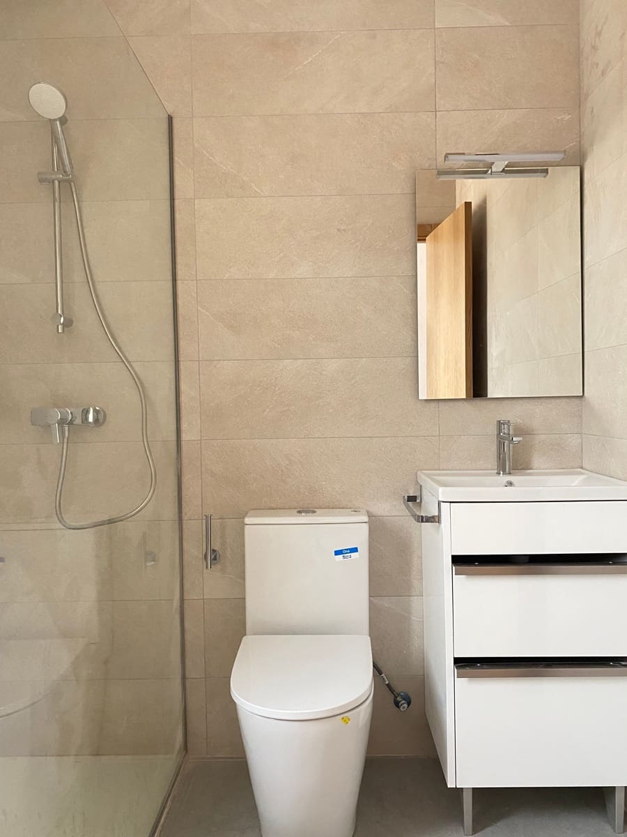 4 bedroom Townhouse for rent in Sencelles with pool - € 3,800 (Ref: 9396887)