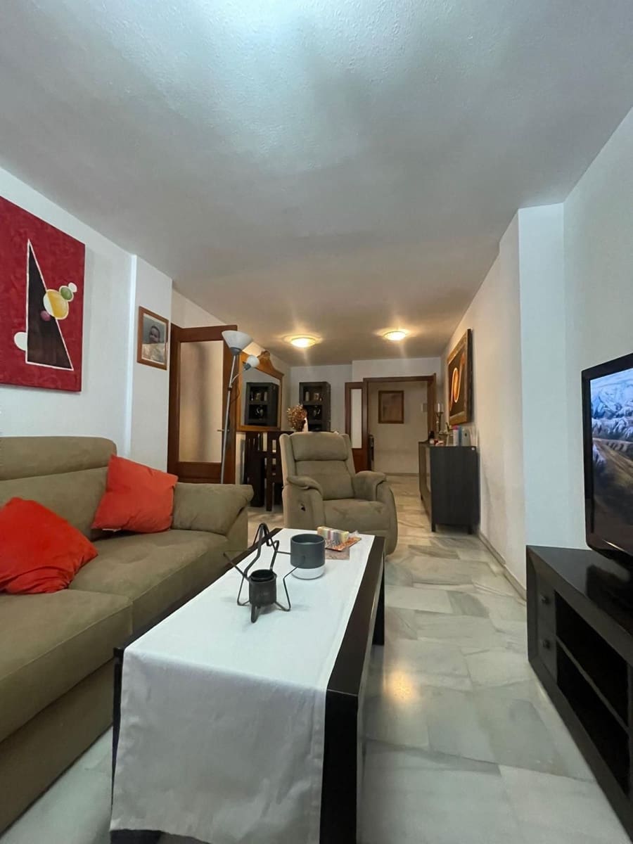 3 soveværelse Lejlighed til salg i Marbella - € 349.900 (Ref: 9399963)