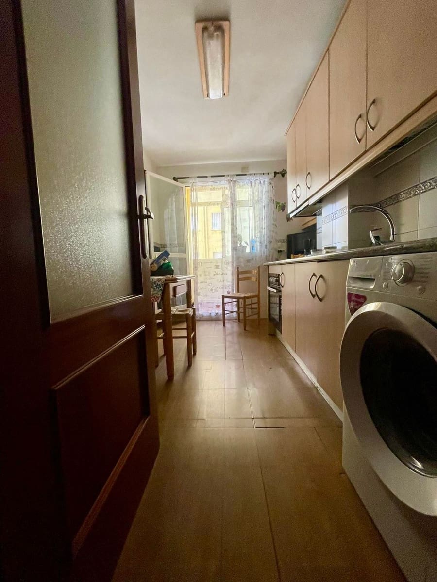 3 soveværelse Lejlighed til salg i Marbella - € 349.900 (Ref: 9399963)