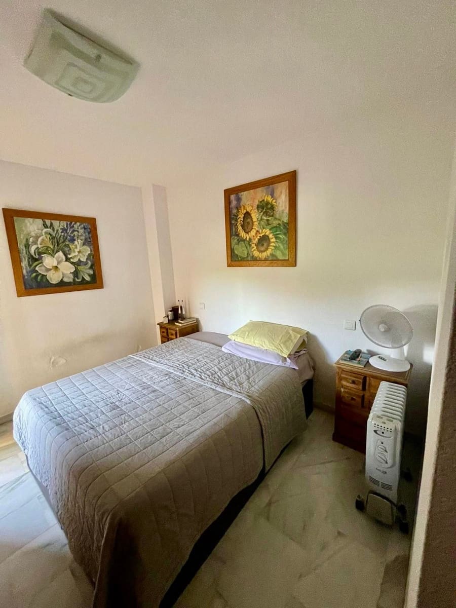 3 soveværelse Lejlighed til salg i Marbella - € 349.900 (Ref: 9399963)