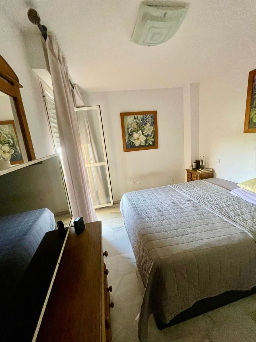 3 soveværelse Lejlighed til salg i Marbella - € 349.900 (Ref: 9399963)