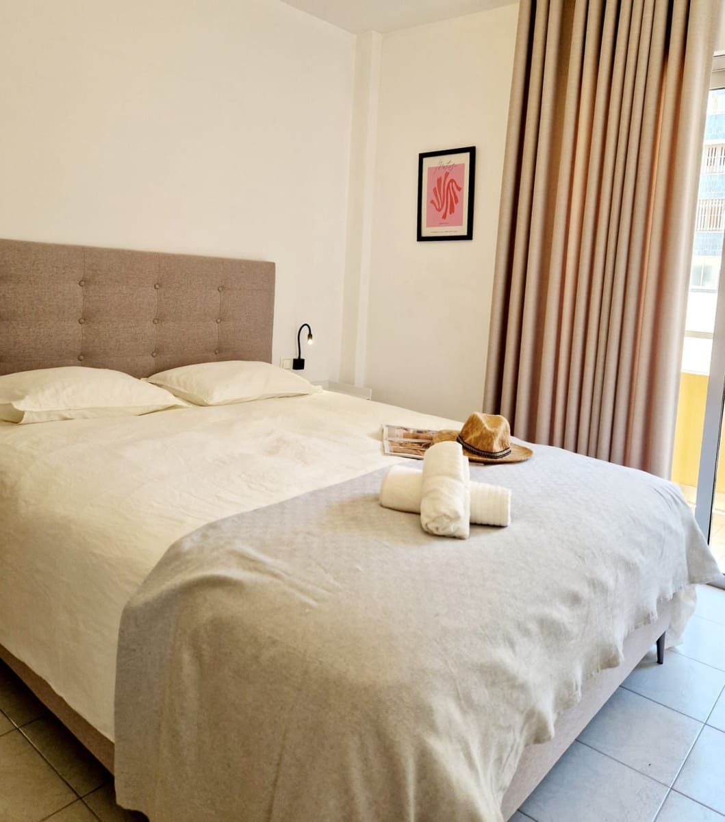 2 bedroom Apartment for rent in Fuengirola - € 1,100 (Ref: 9399964)