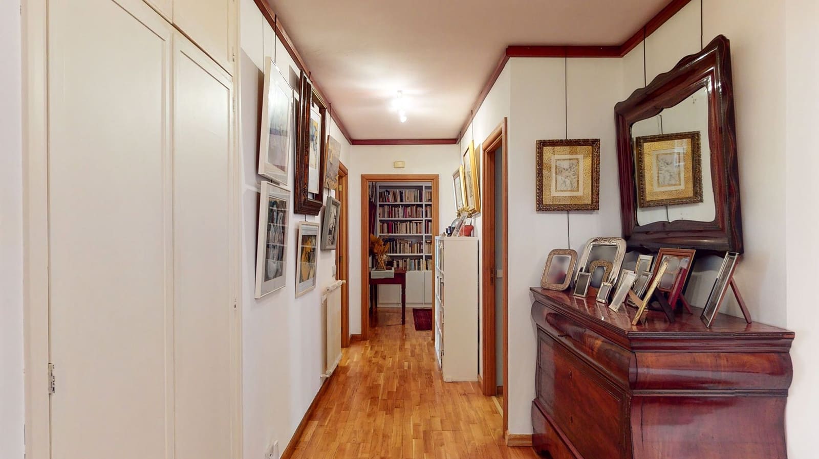 3 bedroom Apartment for rent in Palma de Mallorca - € 2,900 (Ref: 9400047)