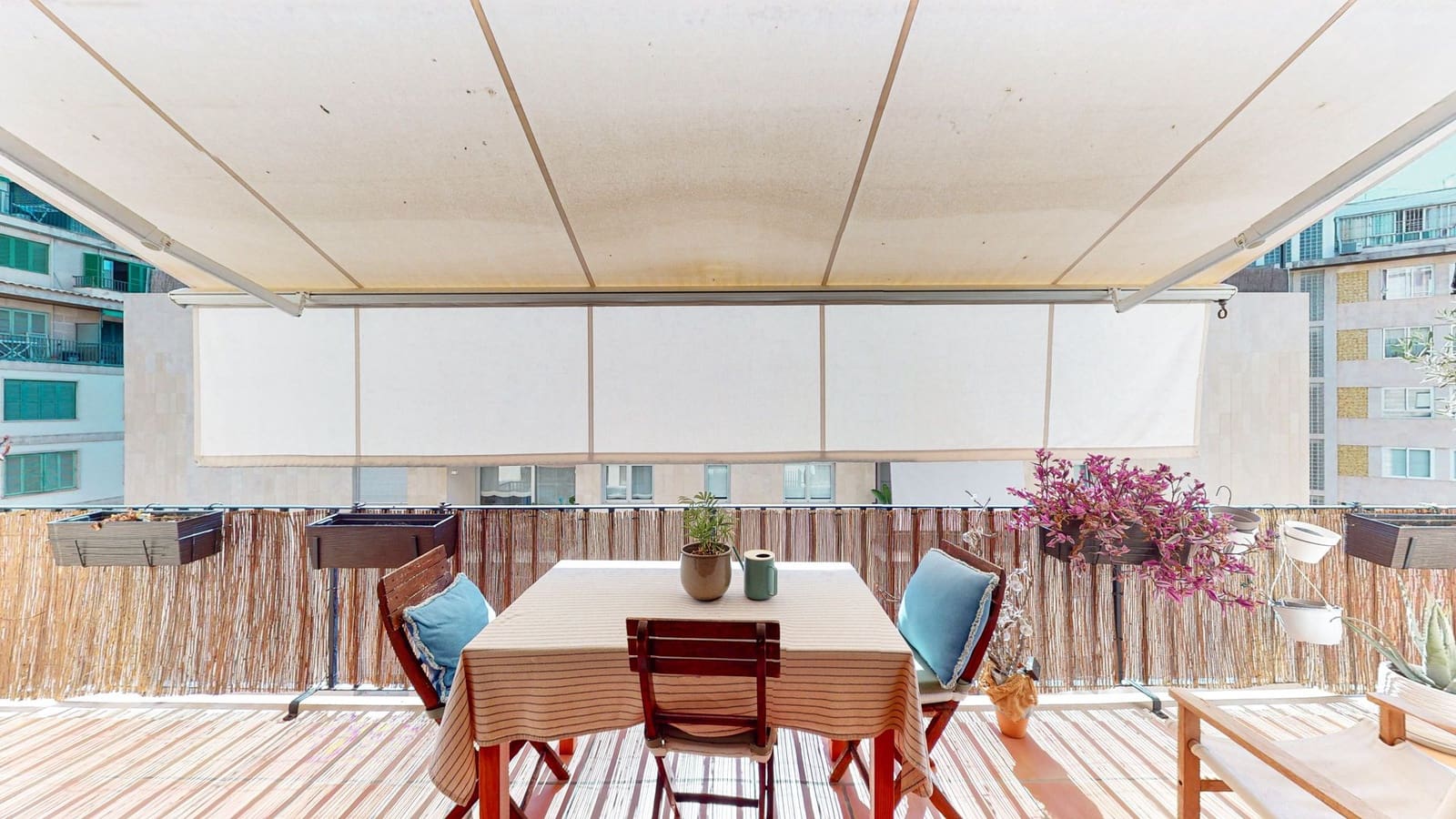 3 bedroom Apartment for rent in Palma de Mallorca - € 2,900 (Ref: 9400047)