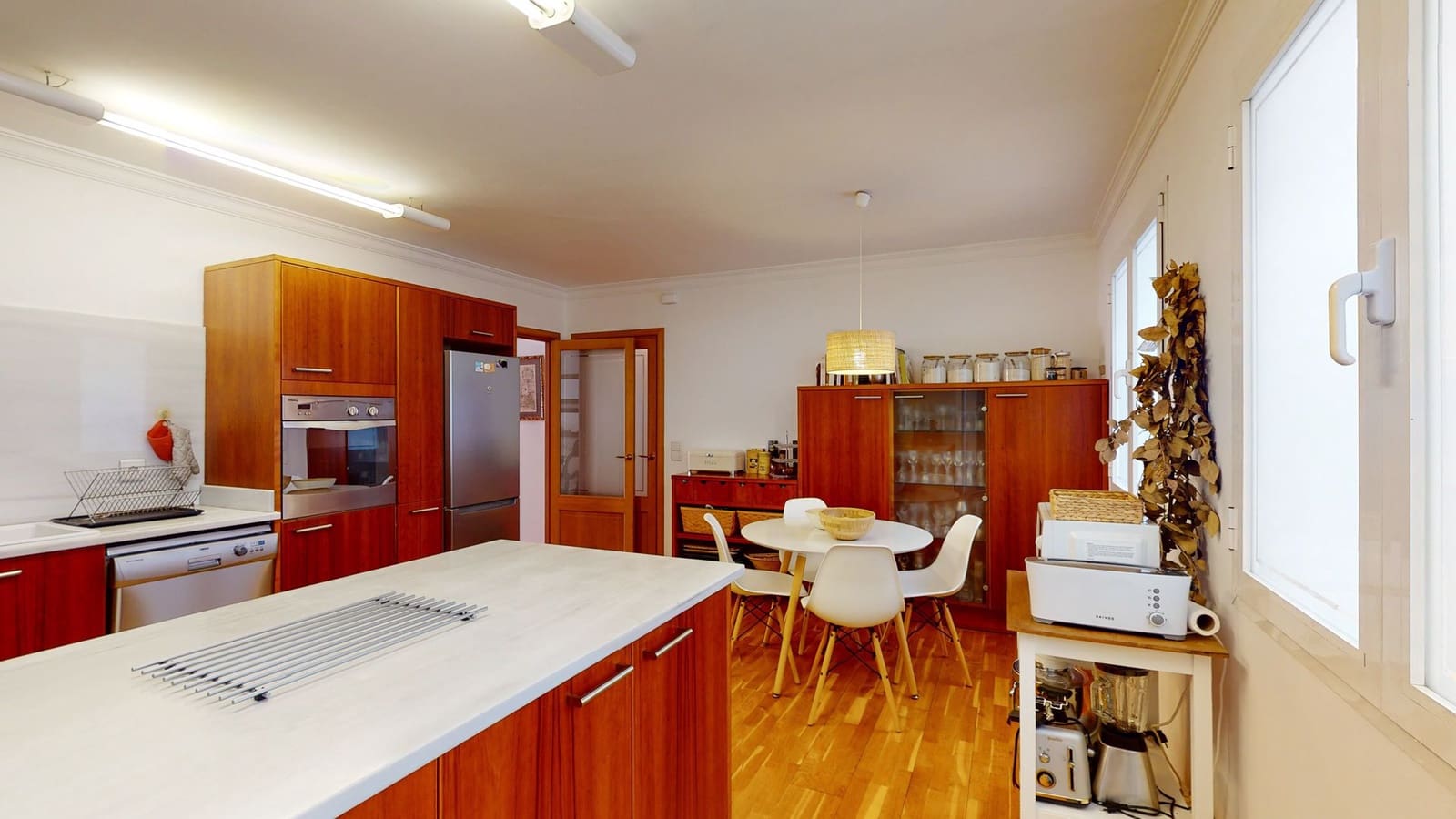 3 bedroom Apartment for rent in Palma de Mallorca - € 2,900 (Ref: 9400047)