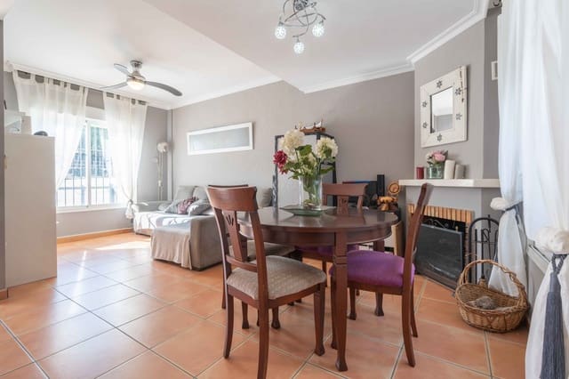 4 sypialnia Dom na sprzedaż w Torreblanca, Fuengirola z basenem - 455 000 € (Ref: 9400264)