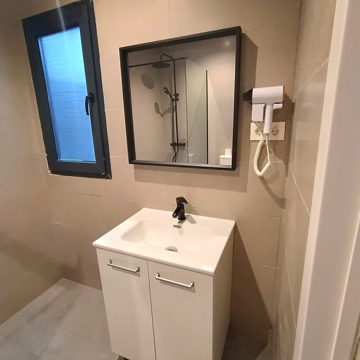 11 makuuhuone Omakotitalo myytävänä paikassa Malaga kaupunki - 3 500 000 € (Ref: 9401022)