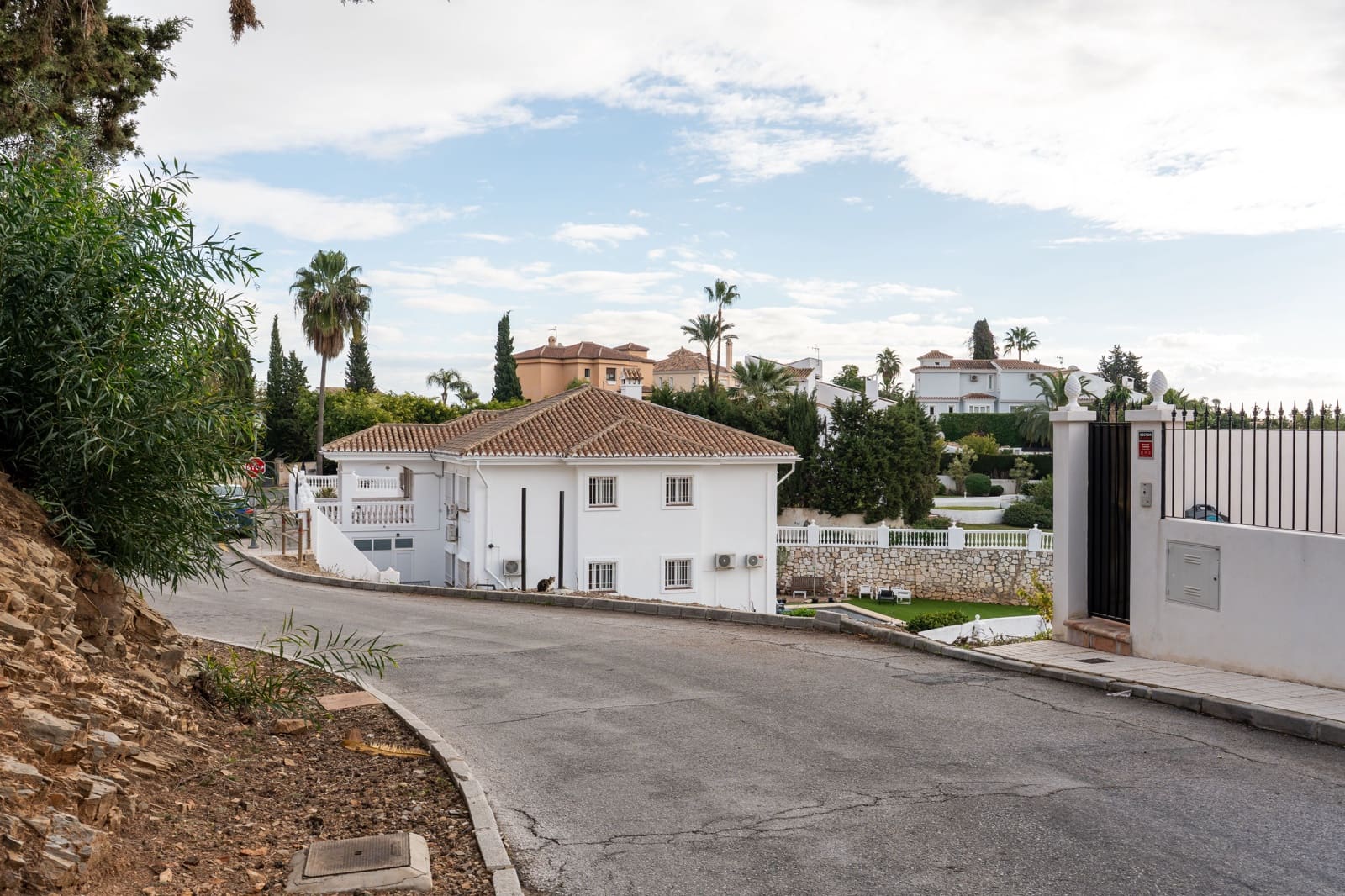 Casa de 4 habitaciones en Mijas en venta con piscina - 400.000 € (Ref: 9408083)