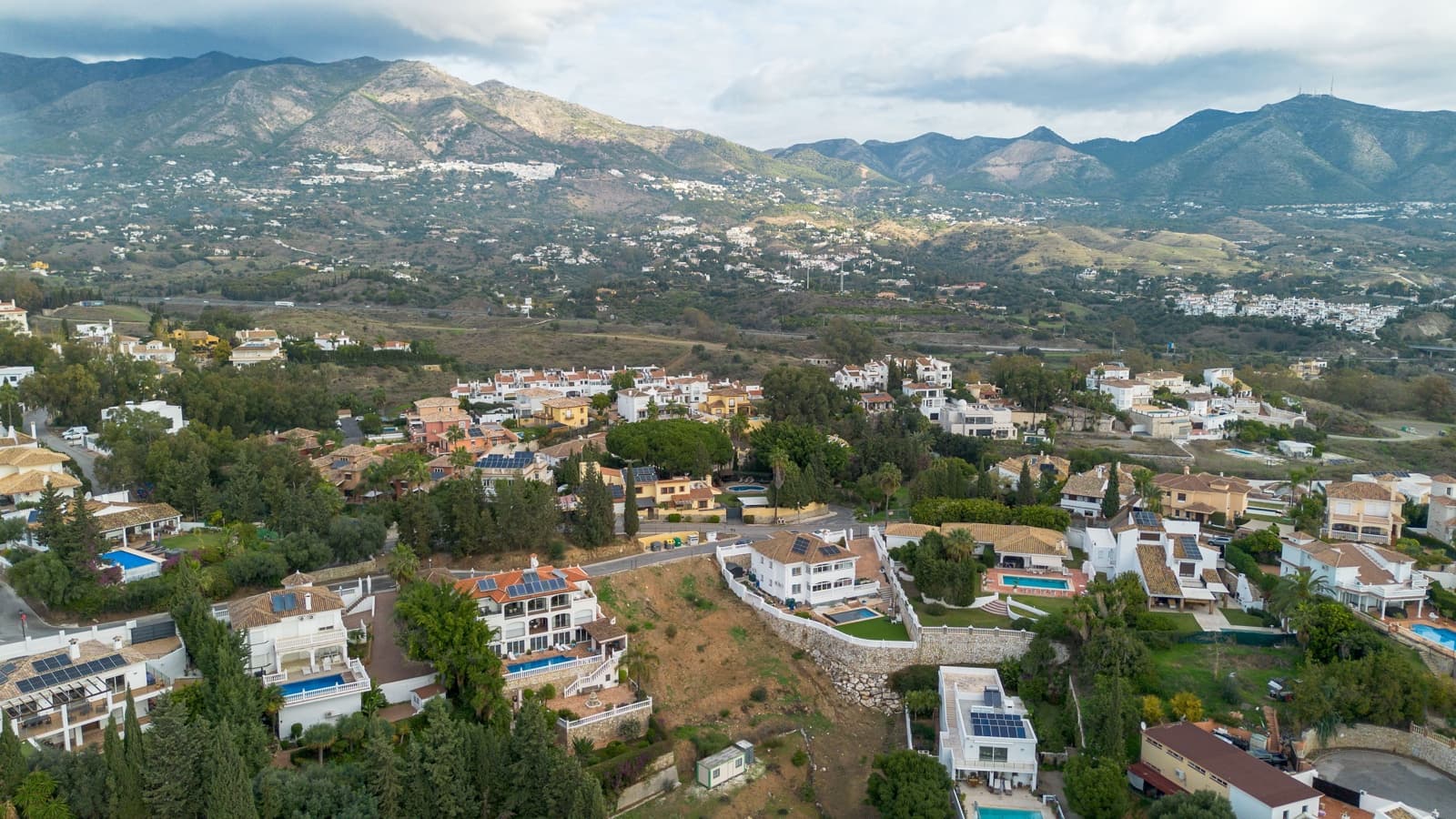 Casa de 4 habitaciones en Mijas en venta con piscina - 400.000 € (Ref: 9408083)