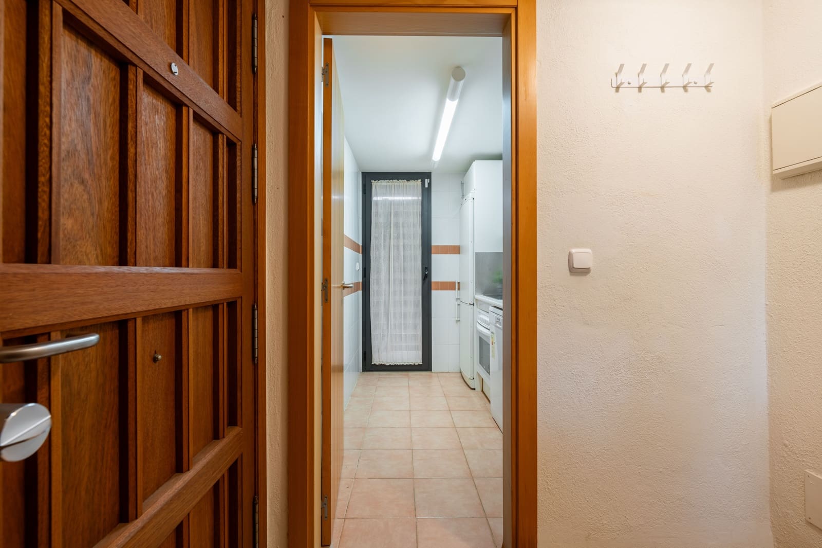 2 bedroom Apartment for sale in Almeria city with pool - € 175,000 (Ref: 9409385)