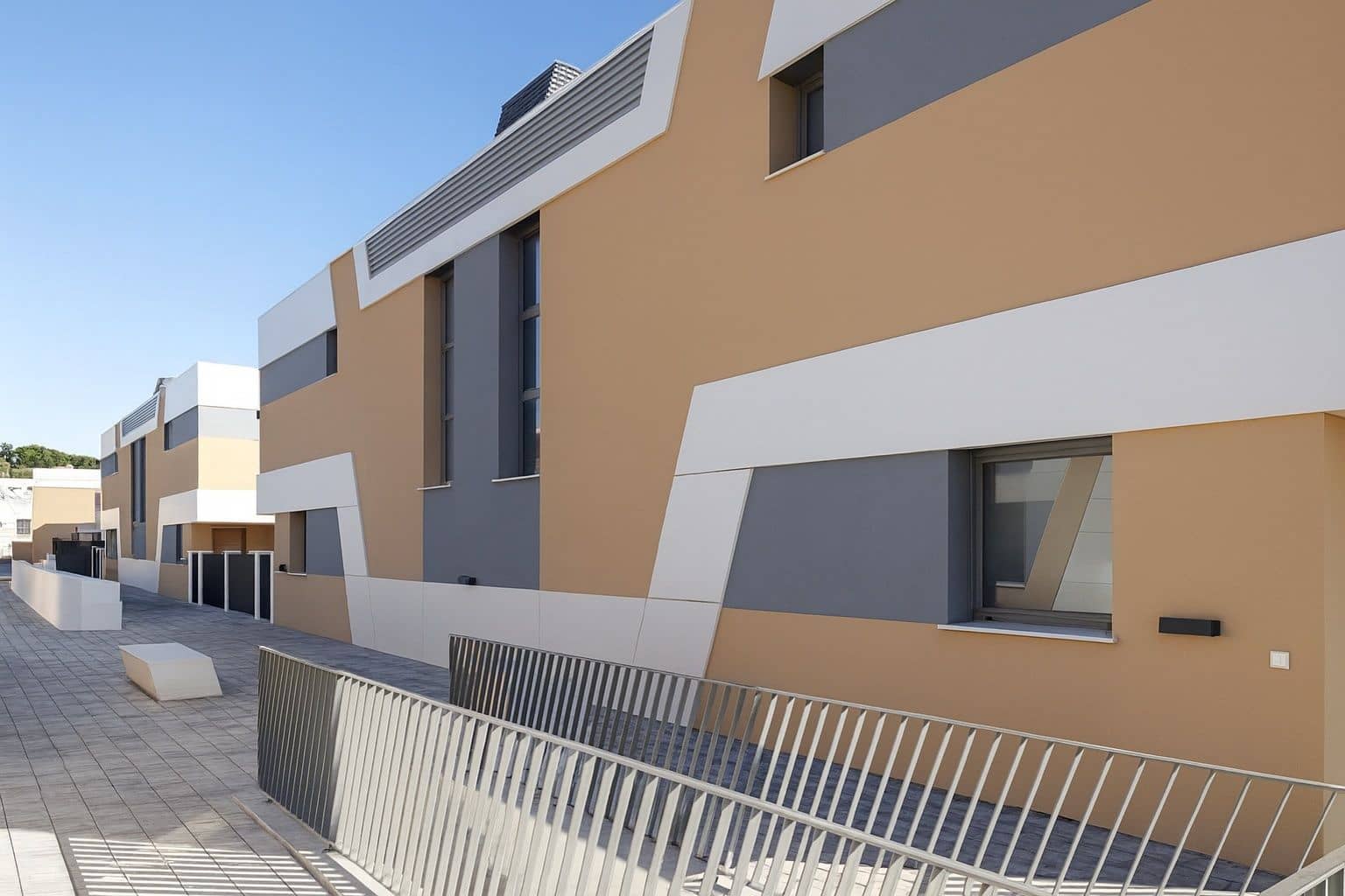 3 sypialnia Dom do wynajęcia w Mijas Costa z basenem - 3 500 € (Ref: 9409932)