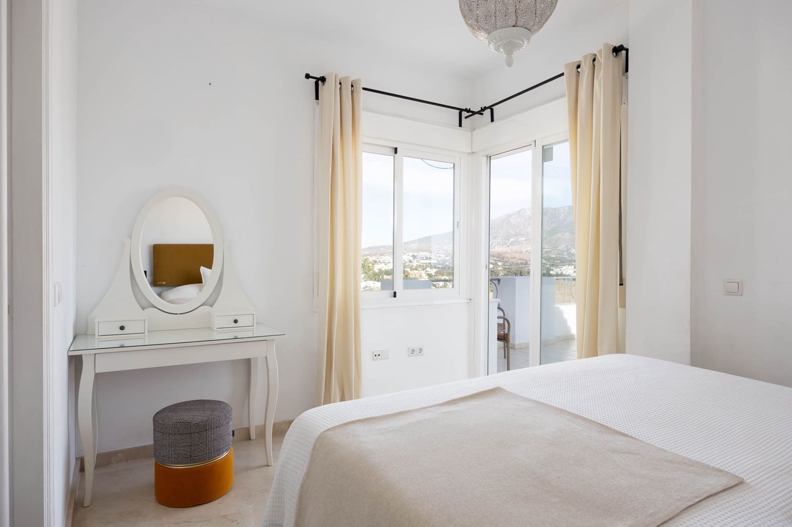 6 chambre Maison de Ville à vendre à Mijas avec piscine - 998 000 € (Ref: 9409933)