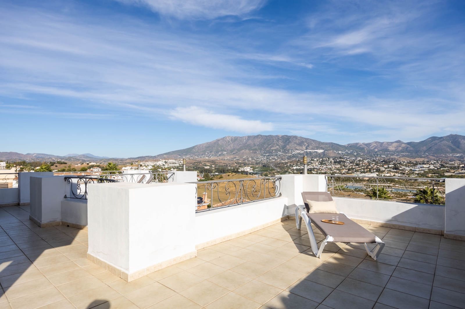 6 chambre Maison de Ville à vendre à Mijas avec piscine - 998 000 € (Ref: 9409933)