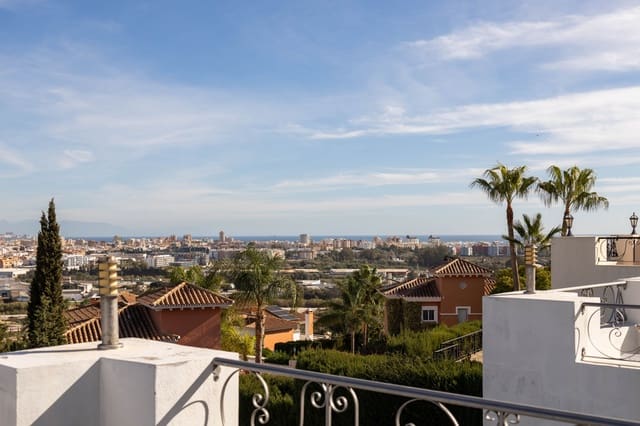 6 makuuhuone Omakotitalo myytävänä paikassa Hipódromo - Cerrado del Águila, Mijas mukana uima-altaan - 998 000 € (Ref: 9409933)