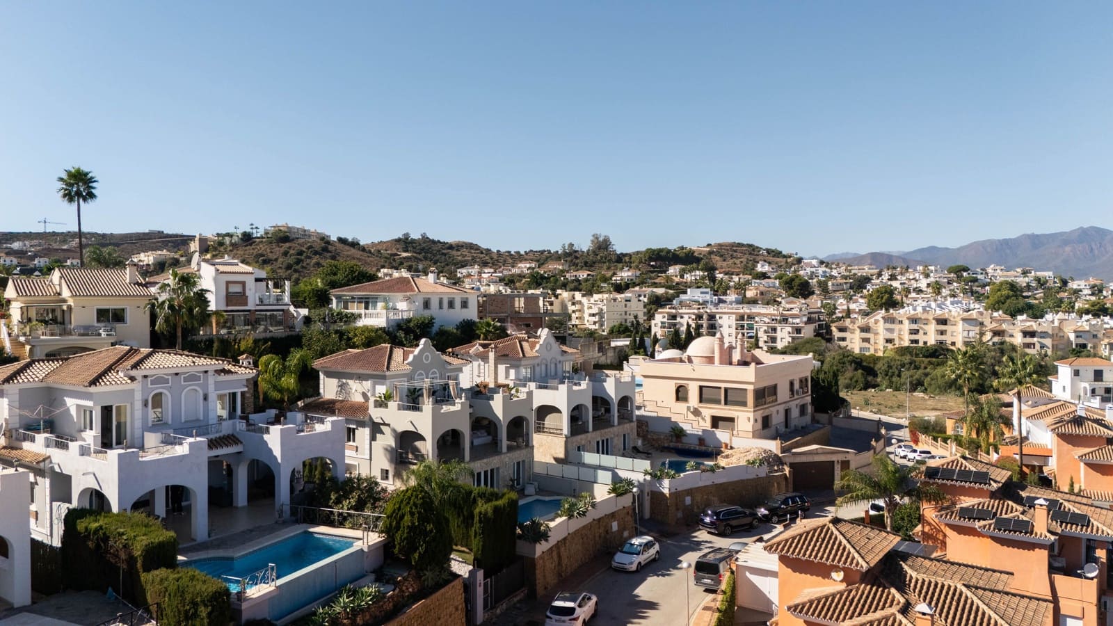 6 chambre Maison de Ville à vendre à Mijas avec piscine - 998 000 € (Ref: 9409933)