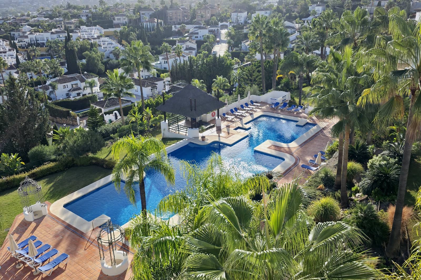 2 soverom Penthouse til salgs i Marbella med svømmebasseng - € 995 000 (Ref: 9411325)