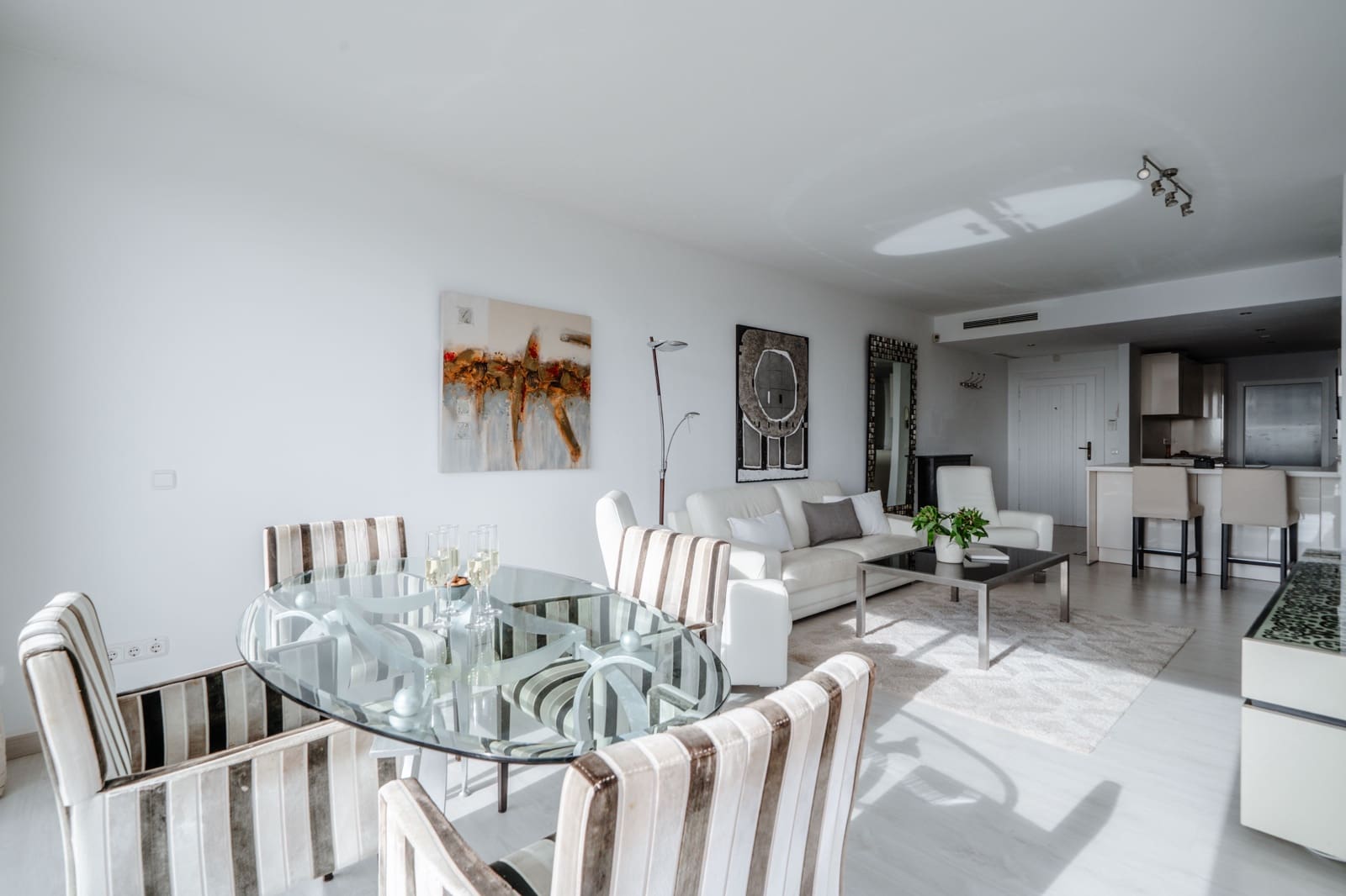 2 sovrum Takvåning till salu i Marbella med pool - 895 000 € (Ref: 9411325)