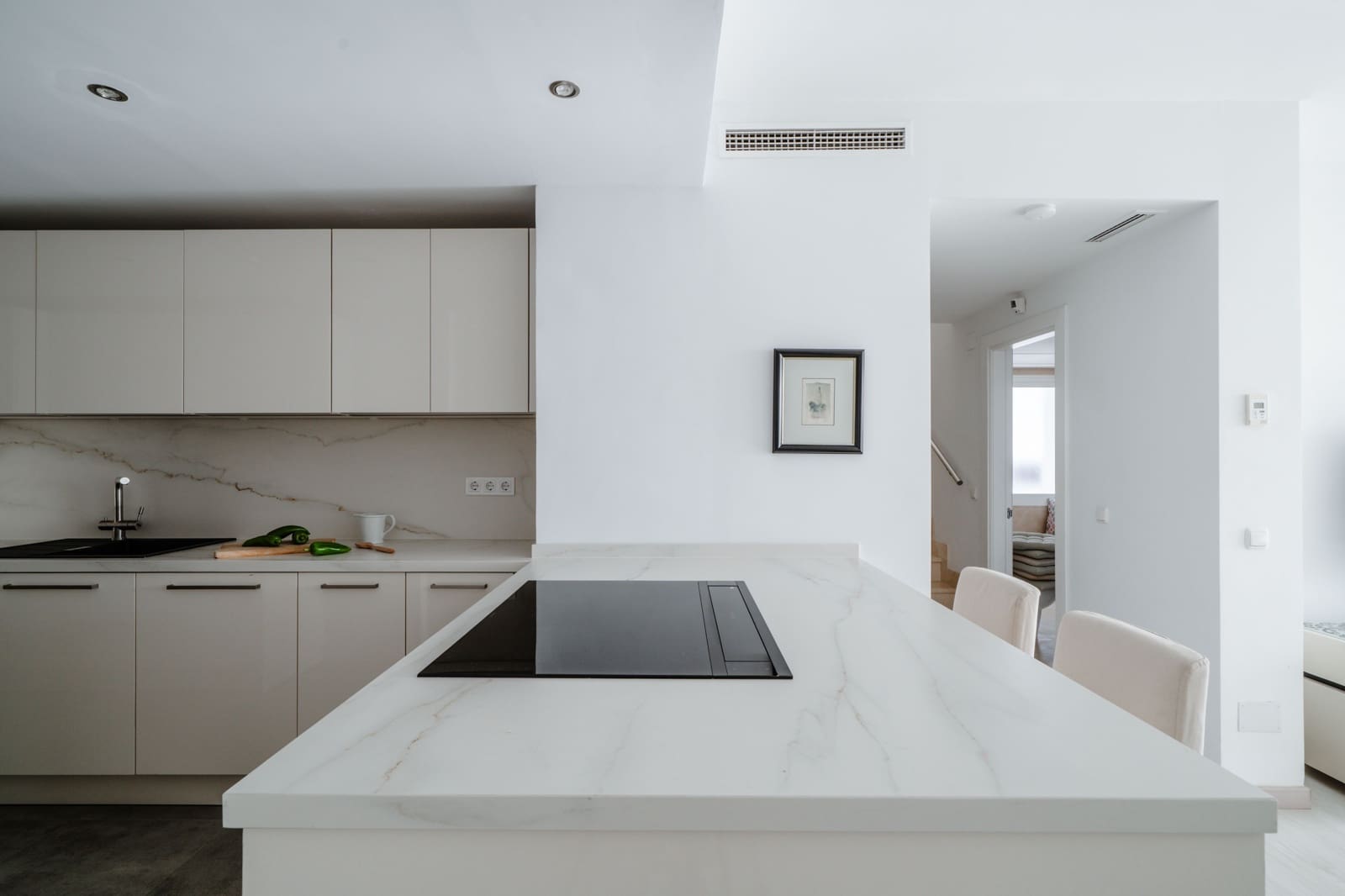 2 sovrum Takvåning till salu i Marbella med pool - 895 000 € (Ref: 9411325)