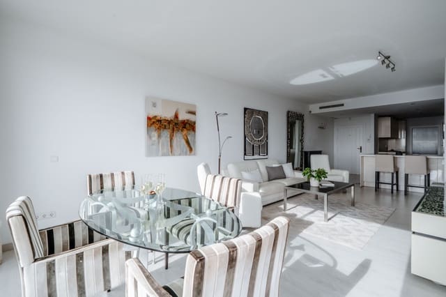 2 soveværelse Penthouse til salg i Los Naranjos, Marbella med swimmingpool - € 895.000 (Ref: 9411325)