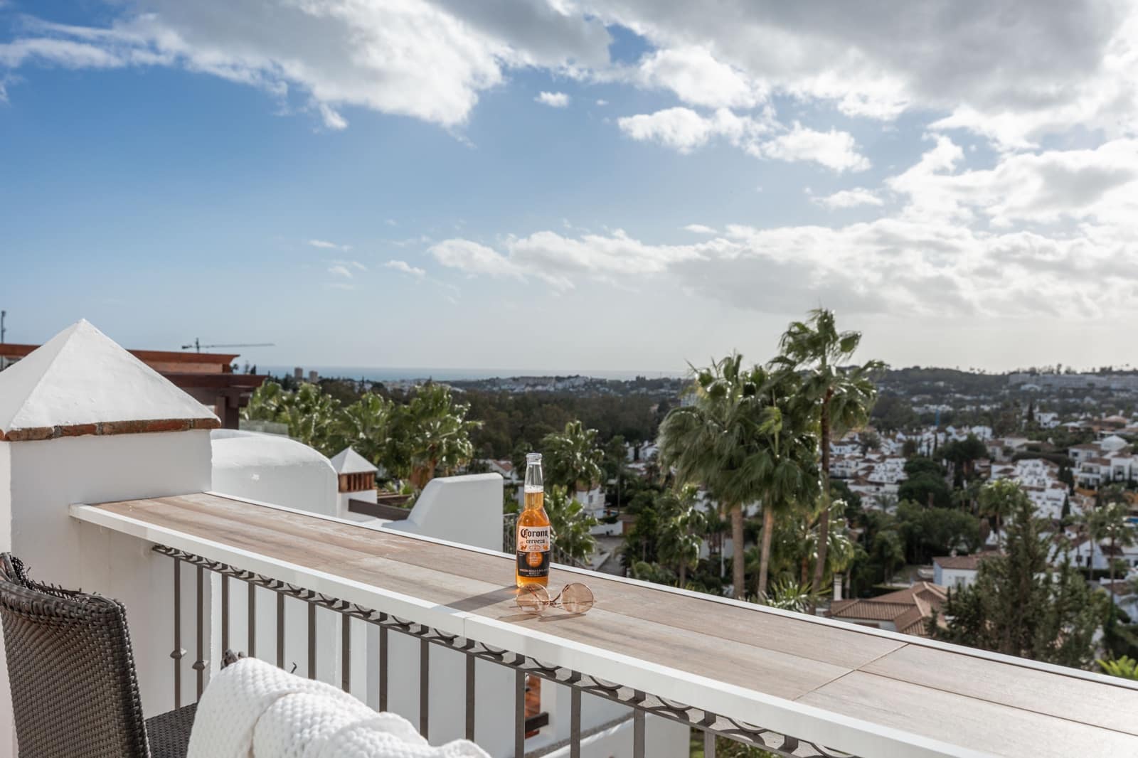 2 sovrum Takvåning till salu i Marbella med pool - 895 000 € (Ref: 9411325)