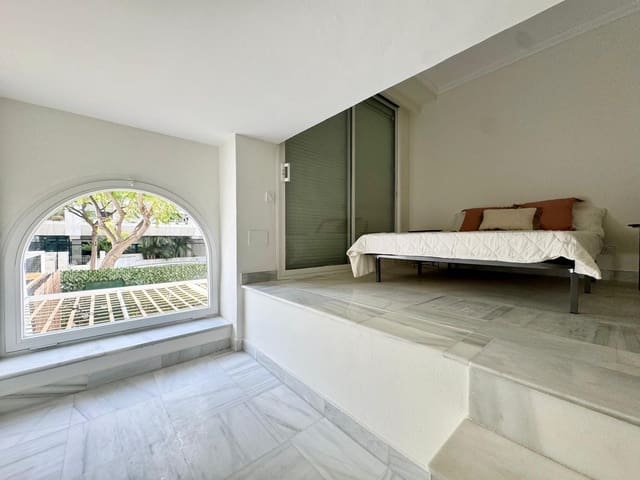 3 quarto Apartamento para venda em Marbella com piscina - 849 000 € (Ref: 9412678)