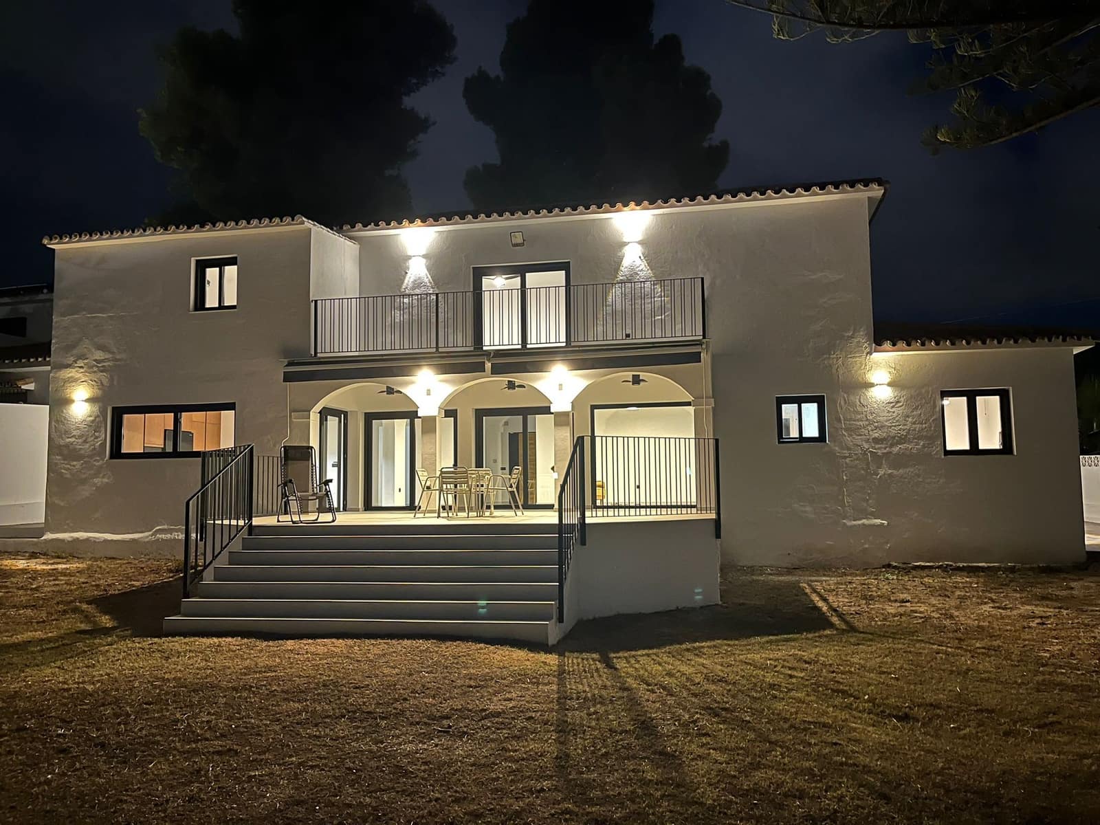5 bedroom Villa for sale in Mijas Costa with pool - € 1,099,000 (Ref: 9412942)
