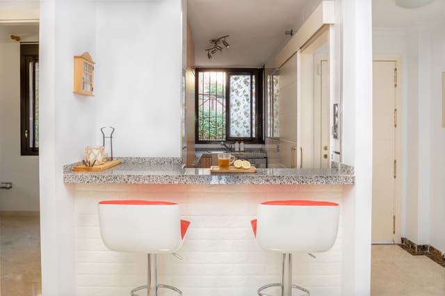 2 Zimmer Apartment zu verkaufen in Riviera del Sol, Mijas mit Pool - 279.900 € (Ref: 9414940)