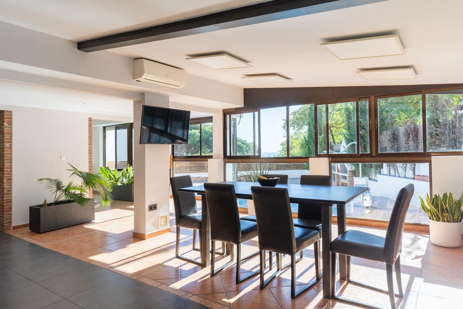 5 soverom Villa til salgs i Torremolinos med svømmebasseng - € 965 000 (Ref: 9415245)