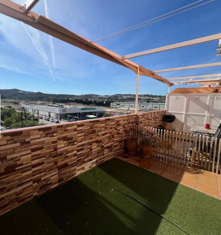 2 bedroom Apartment for sale in Mijas Costa - € 310,000 (Ref: 9415246)